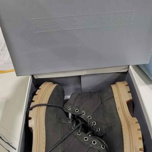 BRAND NEW Men's Restoration Clayton boots 10M Black